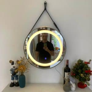 gương tròn viền cát dây da